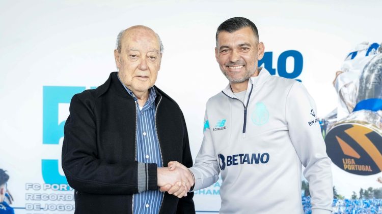 Pinto da Costa e Sérgio Conceição (Foto: site do FC Porto)