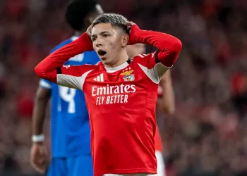 Prestianni suspenso e falha jogo com real madrid