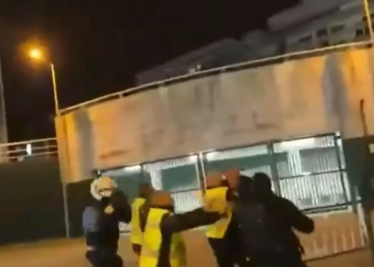 Responsáveis do Porto e adeptos do Sporting à pancadaria após o jogo [VÍDEO]