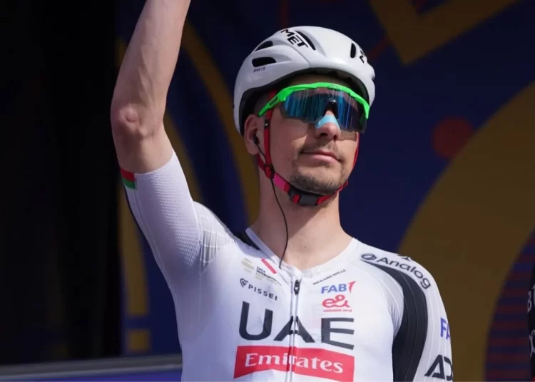 João almeida já reagiu à desistência do giro d'italia