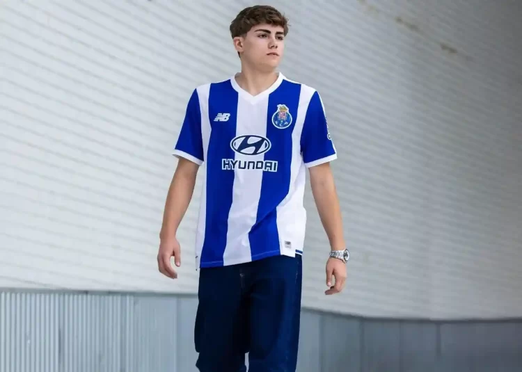 Leandro Cardoso Dá O Salto Para A Equipa Sénior Do Fc Porto 1 Leandro cardoso foi promovido à equipa sénior de futsal do fc porto